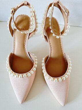 NWOB Antonio Melani x Nicola Bathie Bebe Nude Ankle Strap Pearl Pumps Size 8.5